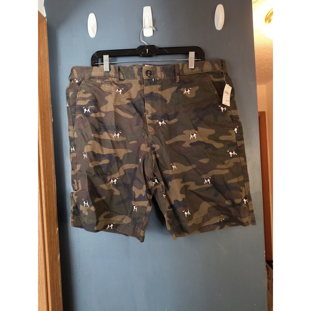 GAP For Good Camo Dog Embroidered Shorts Size 38
